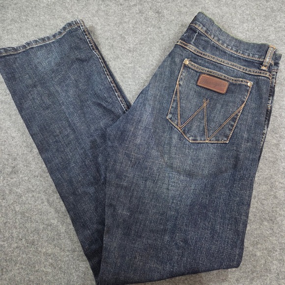 Wrangler Other - Wrangler Retro Slim Straight Jeans Mens 33x34 Blue WLT88BZ Stretch Denim